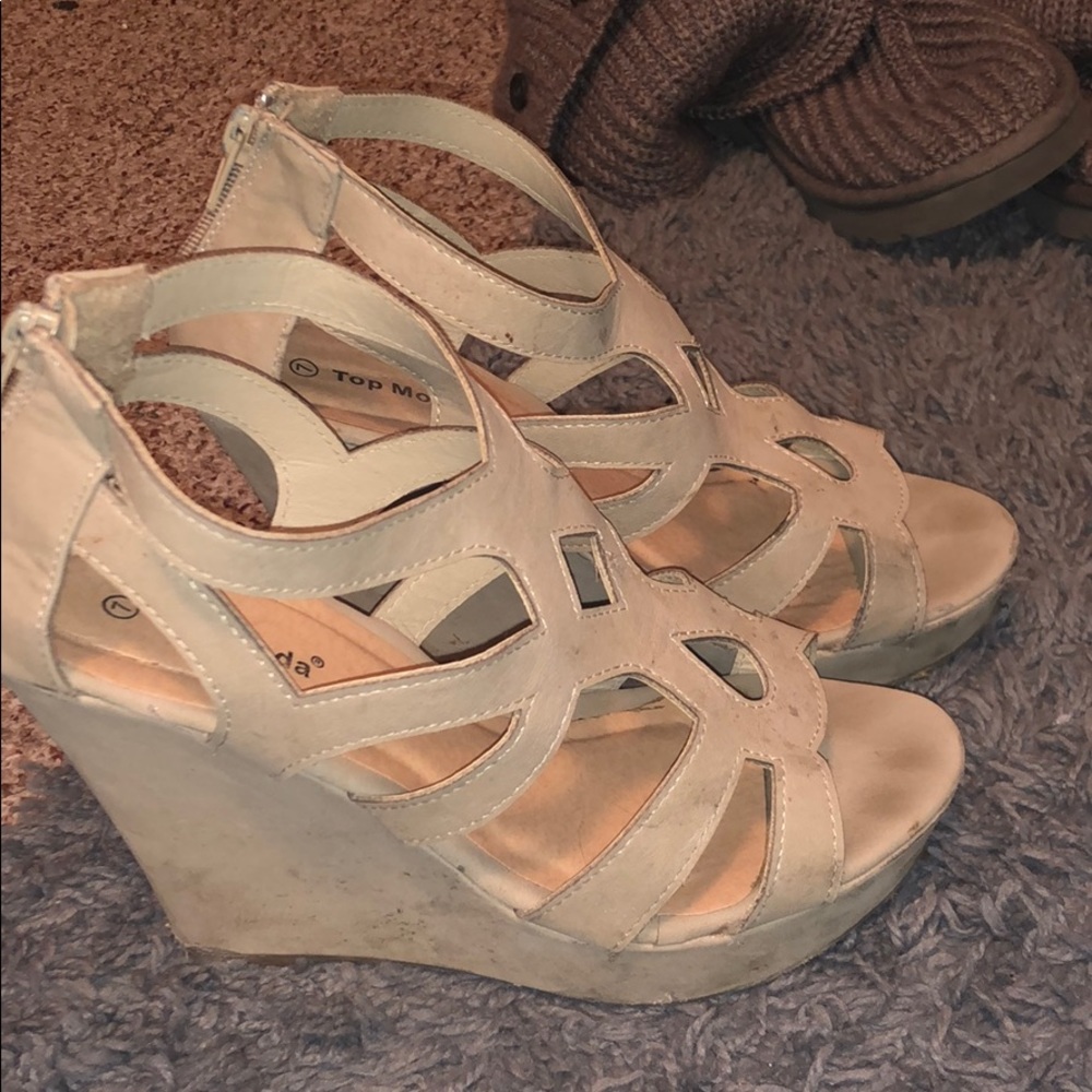 Size 7 wedge